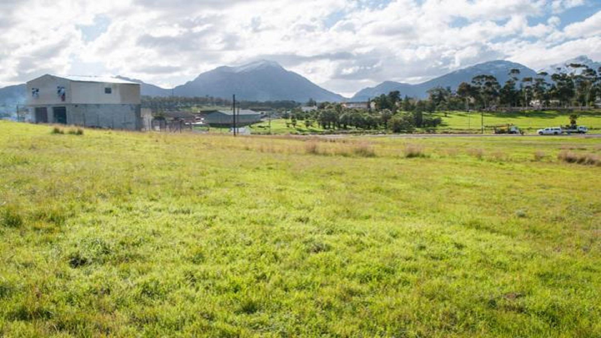 Spaces of property in Tulbagh