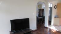 Lounges - 28 square meters of property in Fairwood