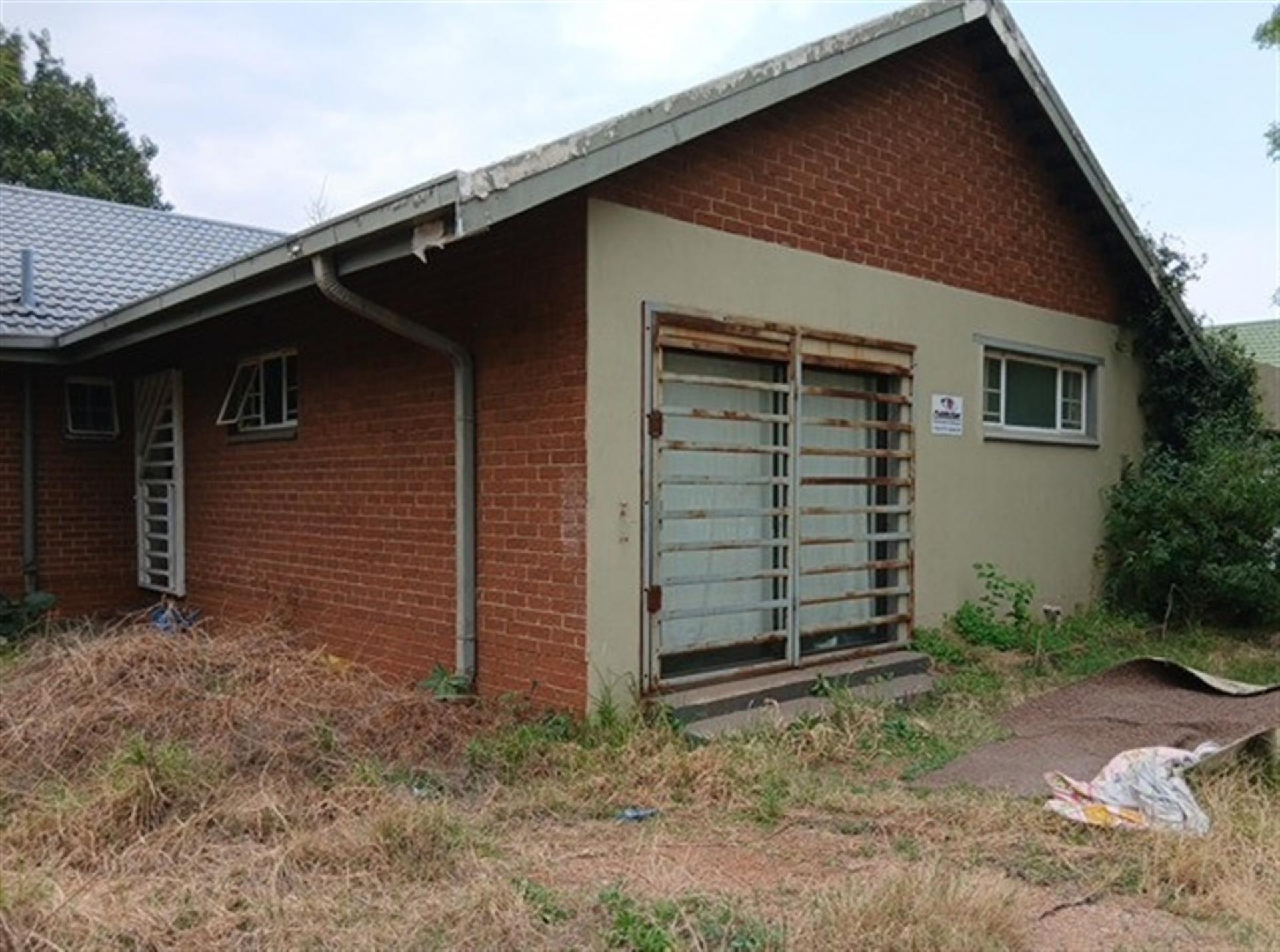 Front View of property in Vaalpark