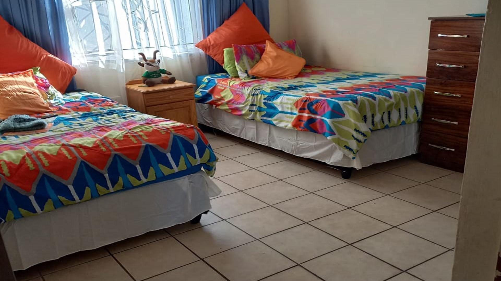 3 Bedroom House for Sale For Sale in Vredenburg Home Sell