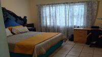 Bed Room 3 - 12 square meters of property in Vredenburg