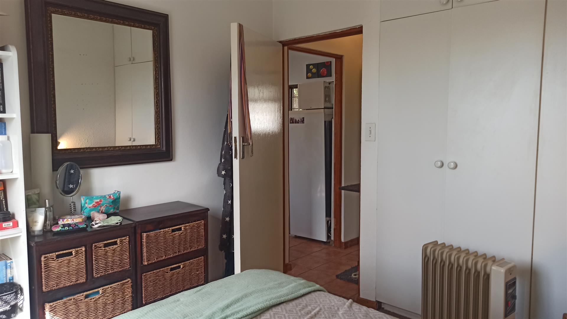 Flatlet of property in Lakeside (Capetown)