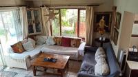 Lounges - 60 square meters of property in Lakeside (Capetown)