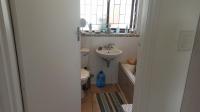 Bathroom 2 - 6 square meters of property in Lakeside (Capetown)