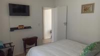 Bed Room 1 - 10 square meters of property in Lakeside (Capetown)
