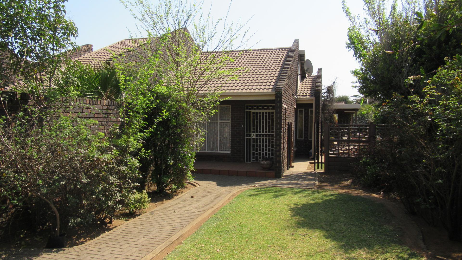 Front View of property in Vanderbijlpark