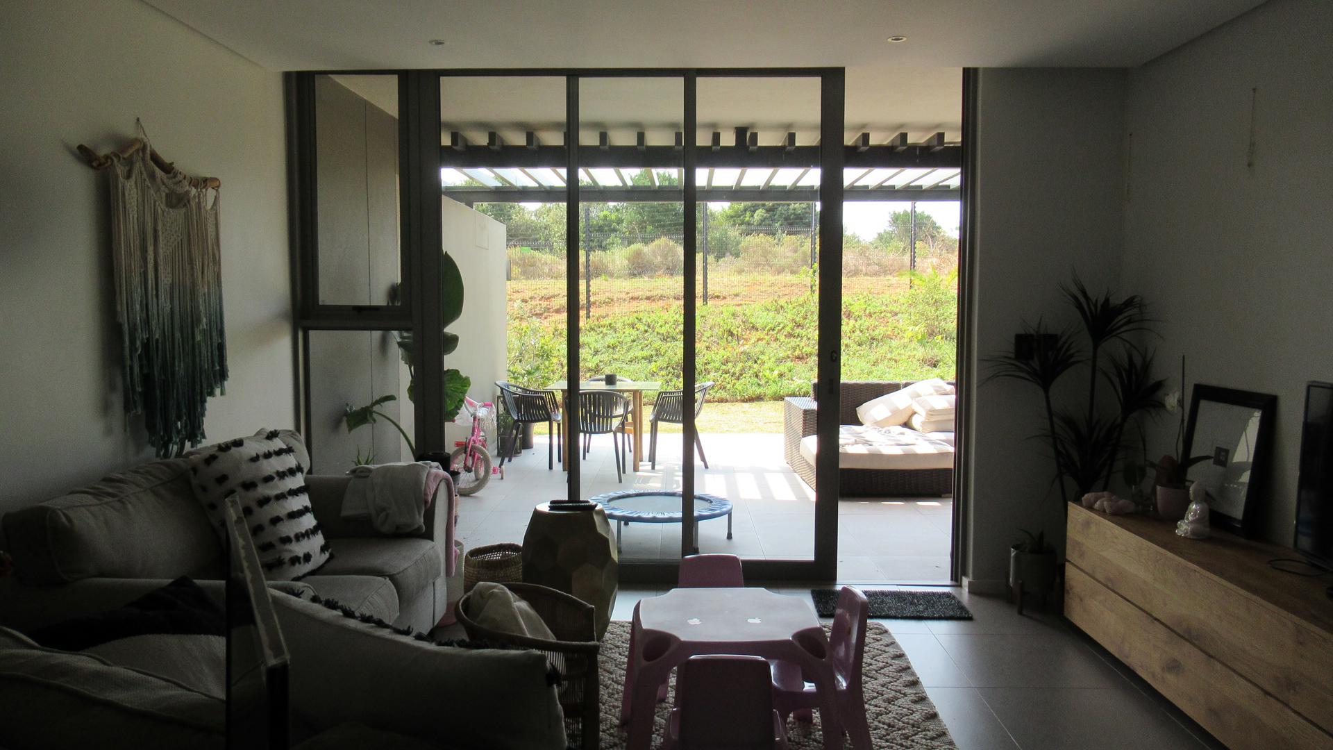 Lounges - 15 square meters of property in Sibaya Precinct 