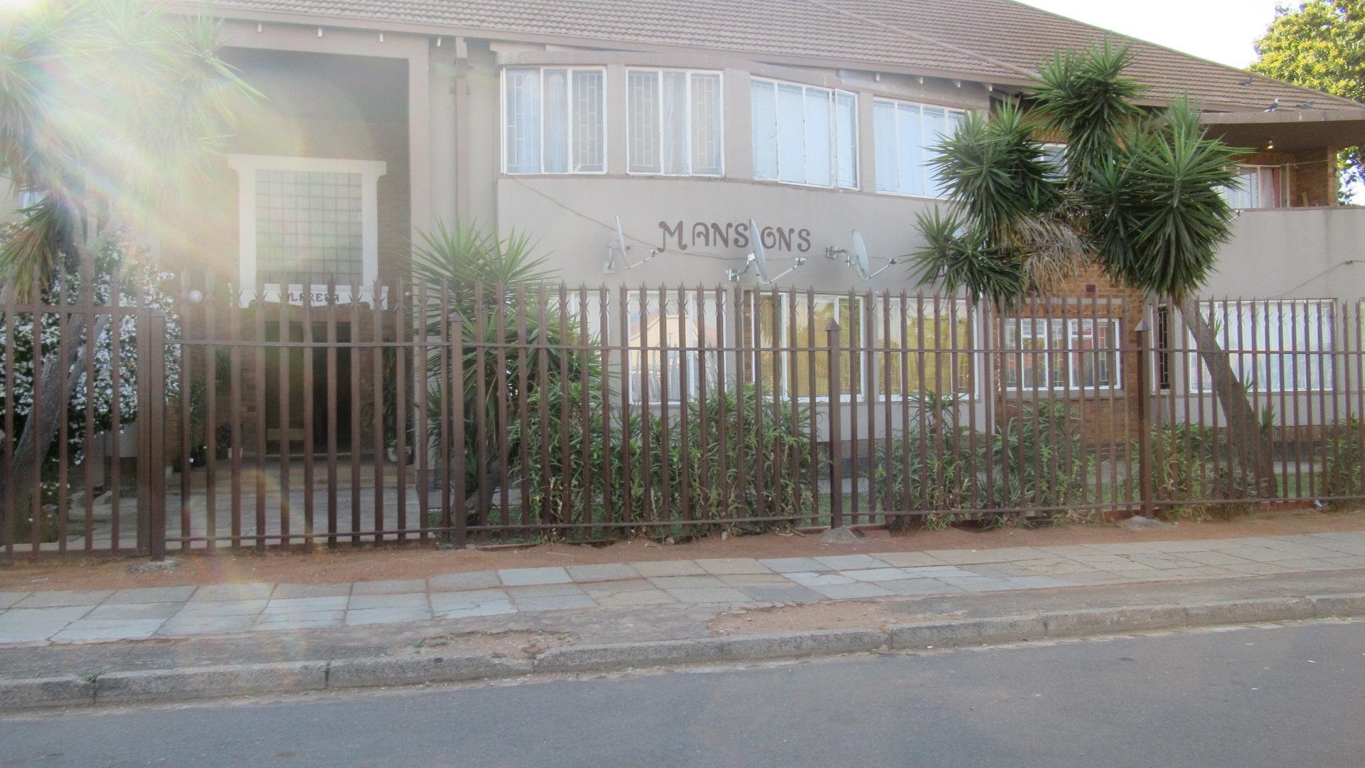 Front View of property in Rustenburg