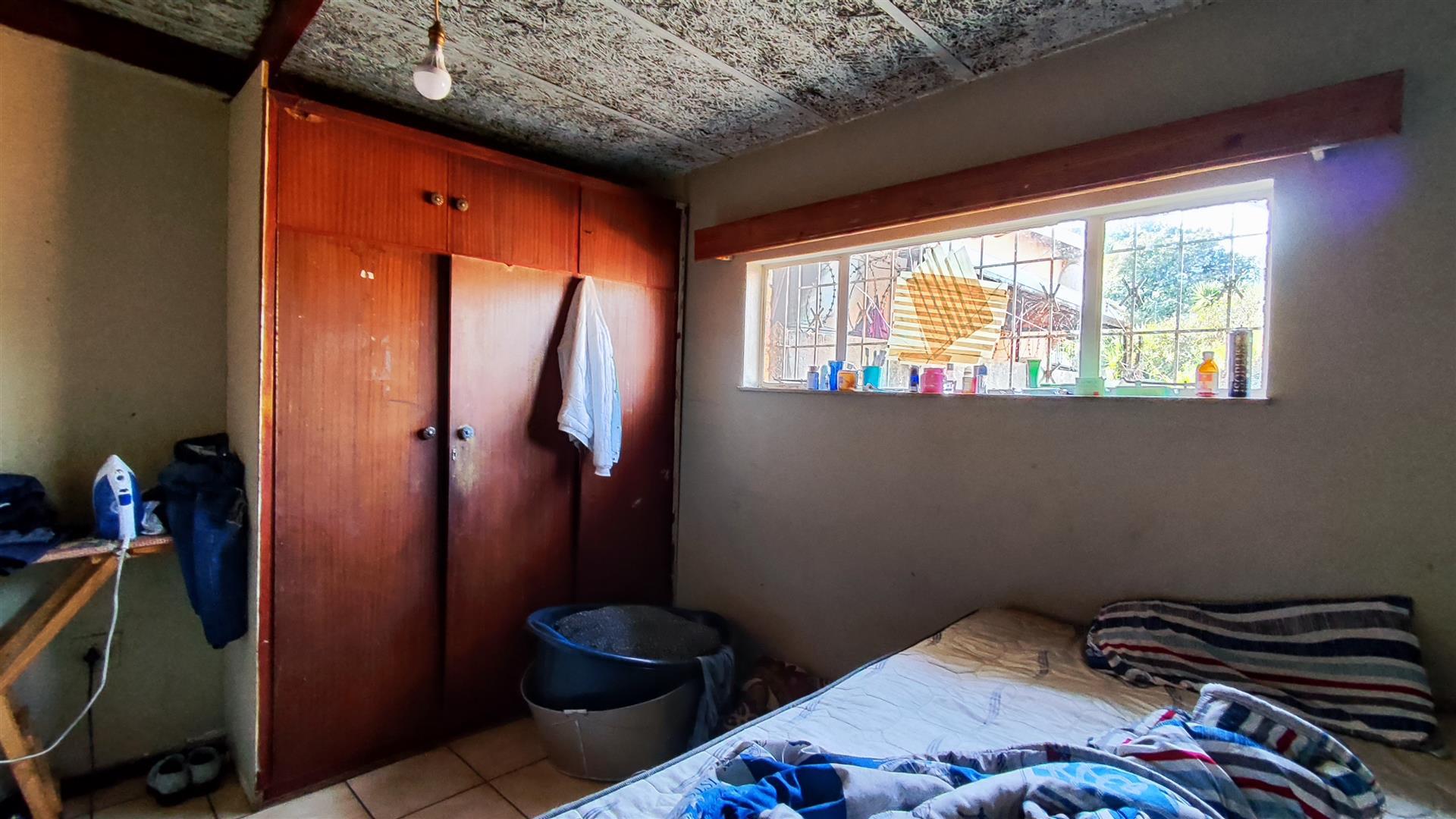 Bed Room 3 - 13 square meters of property in Chloorkop