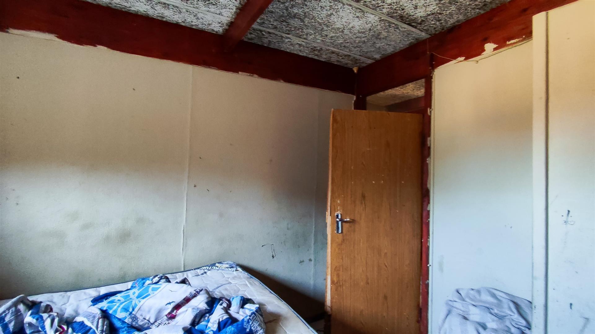 Bed Room 3 - 13 square meters of property in Chloorkop