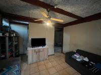 Lounges of property in Chloorkop