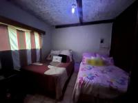 Bed Room 2 of property in Chloorkop