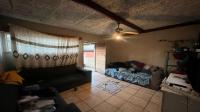 Lounges of property in Chloorkop