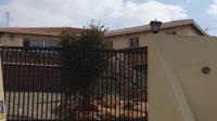 Front View of property in Oakdene