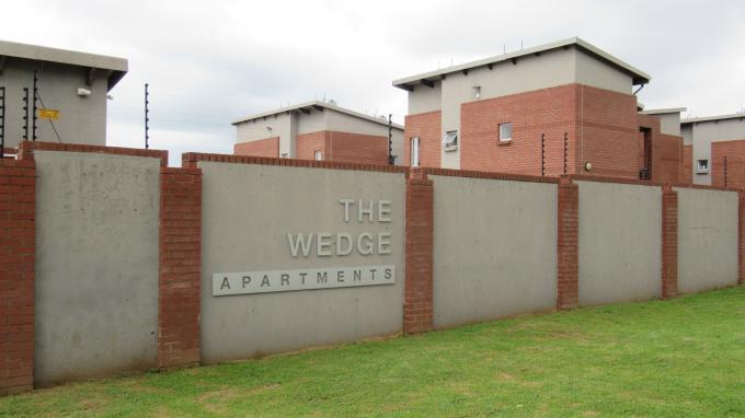 Standard Bank SIE Sale In Execution 2 Bedroom Sectional Title for Sale in Esther Park - MR526059