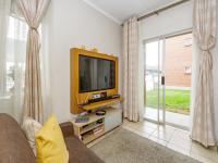 Lounges - 9 square meters of property in Esther Park