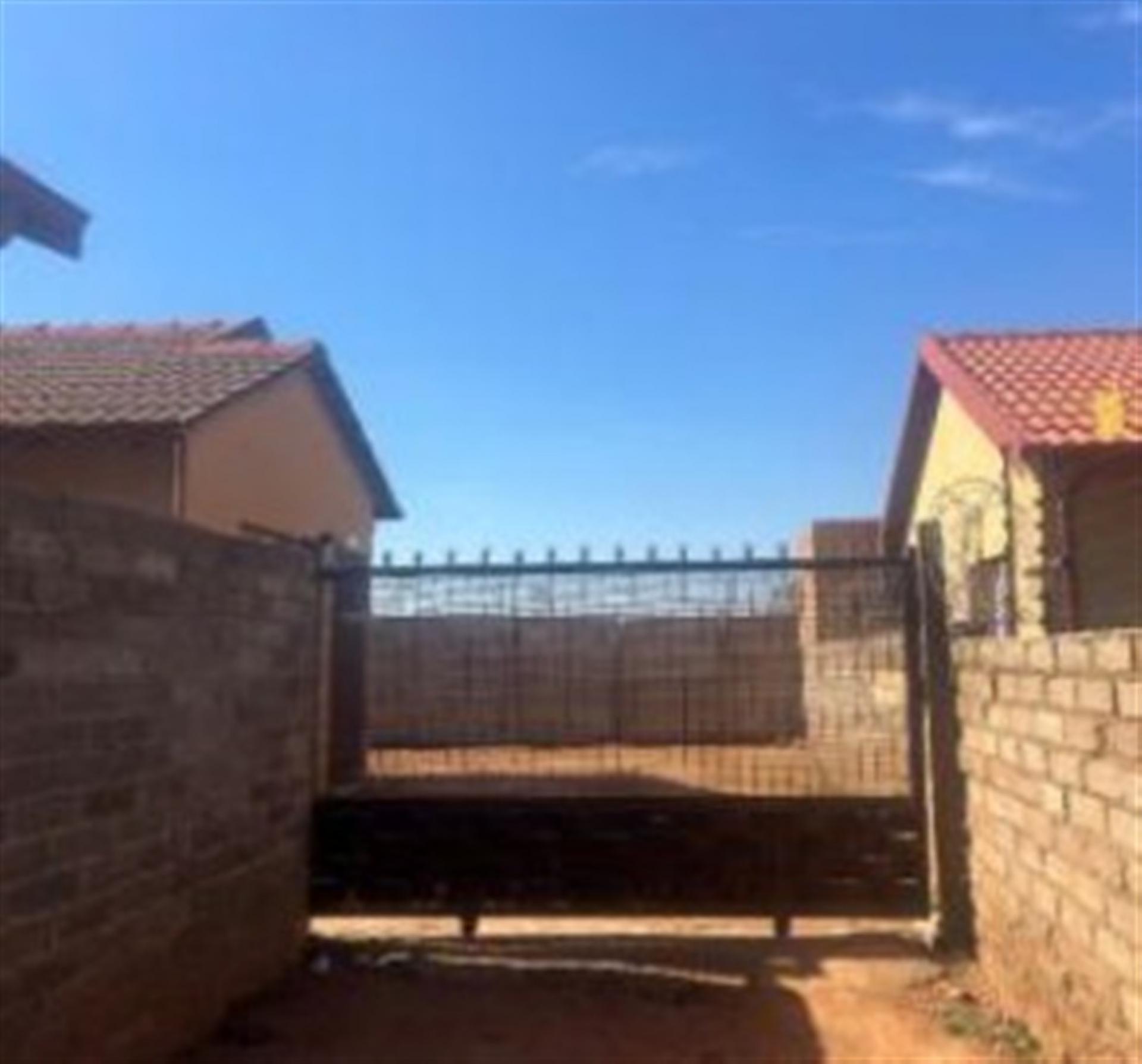 Front View of property in Soshanguve East