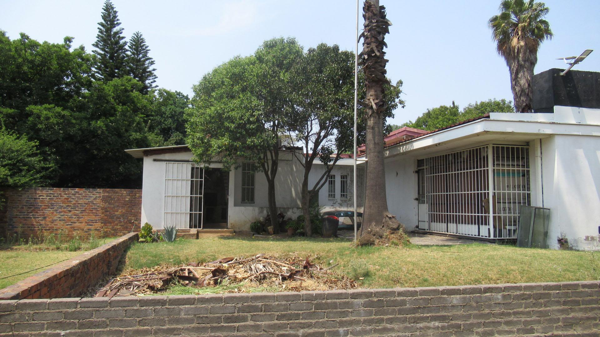 Backyard of property in Emalahleni (Witbank) 