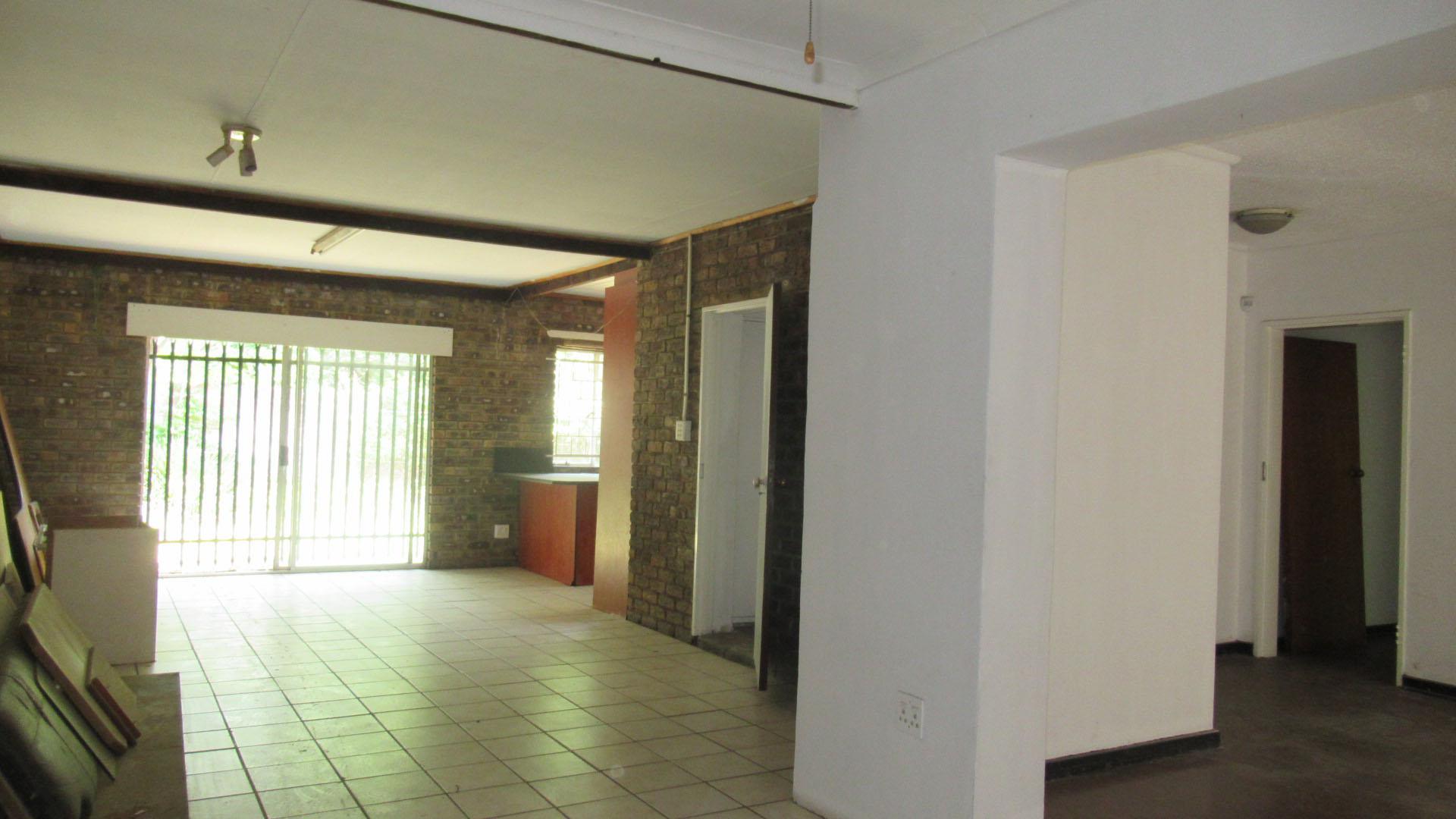 Dining Room - 55 square meters of property in Emalahleni (Witbank) 