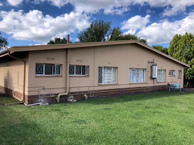 4 Bedroom House to Rent in Newcastle Property to rent MR