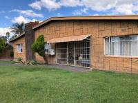 4 Bedroom 2 Bathroom House to Rent for sale in Newcastle