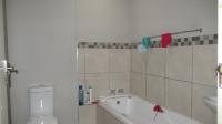 Bathroom 1 - 6 square meters of property in The Orchards