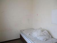 Bed Room 1 - 10 square meters of property in Hlanganani Village