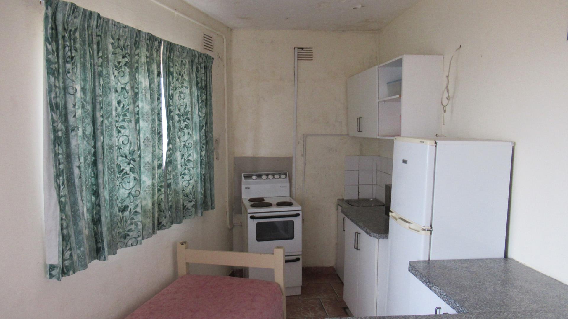Kitchen - 46 square meters of property in Park Rynie
