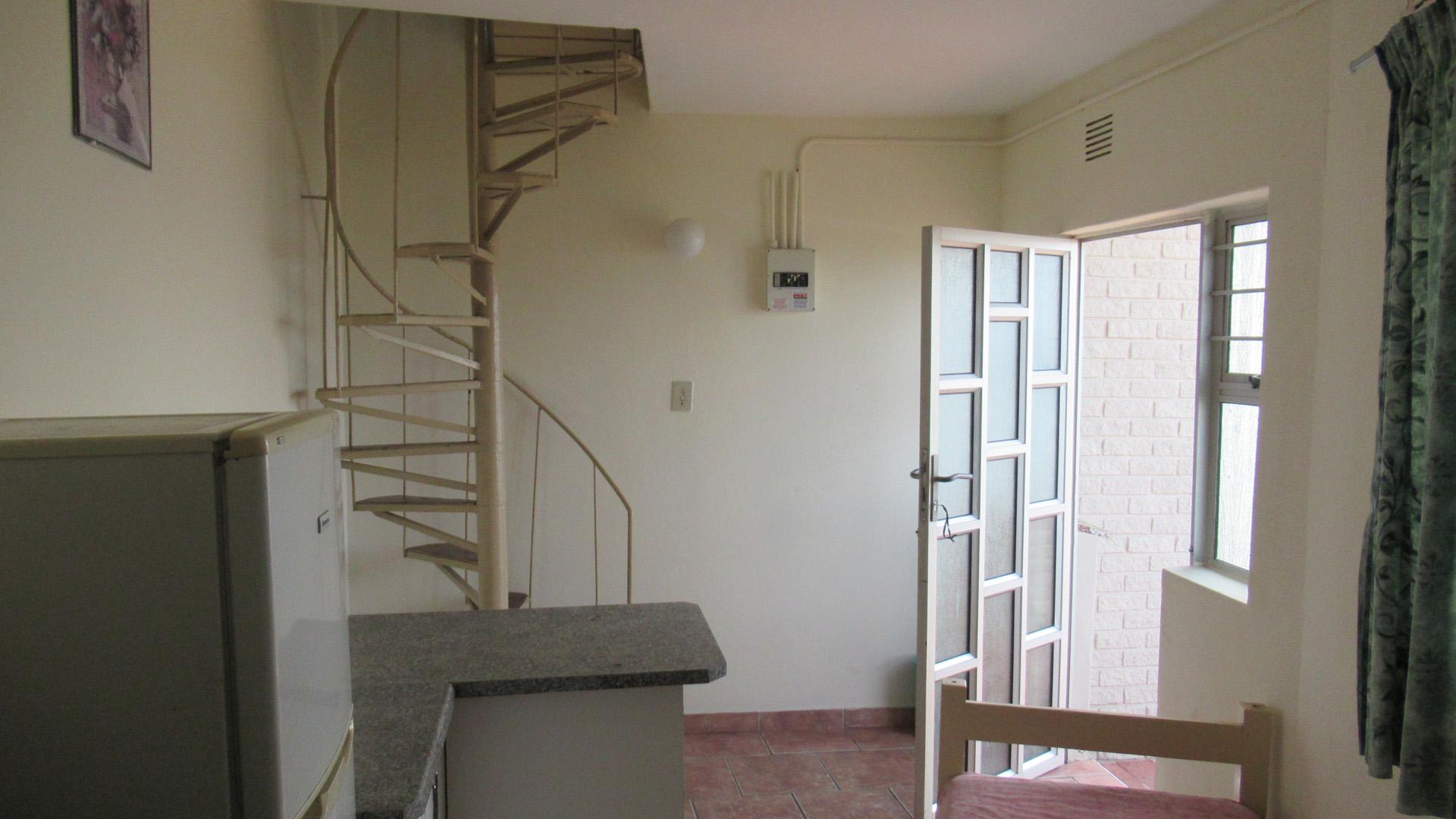 Kitchen - 46 square meters of property in Park Rynie