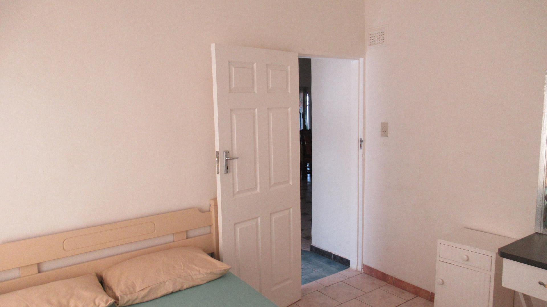 Bed Room 5+ - 50 square meters of property in Park Rynie