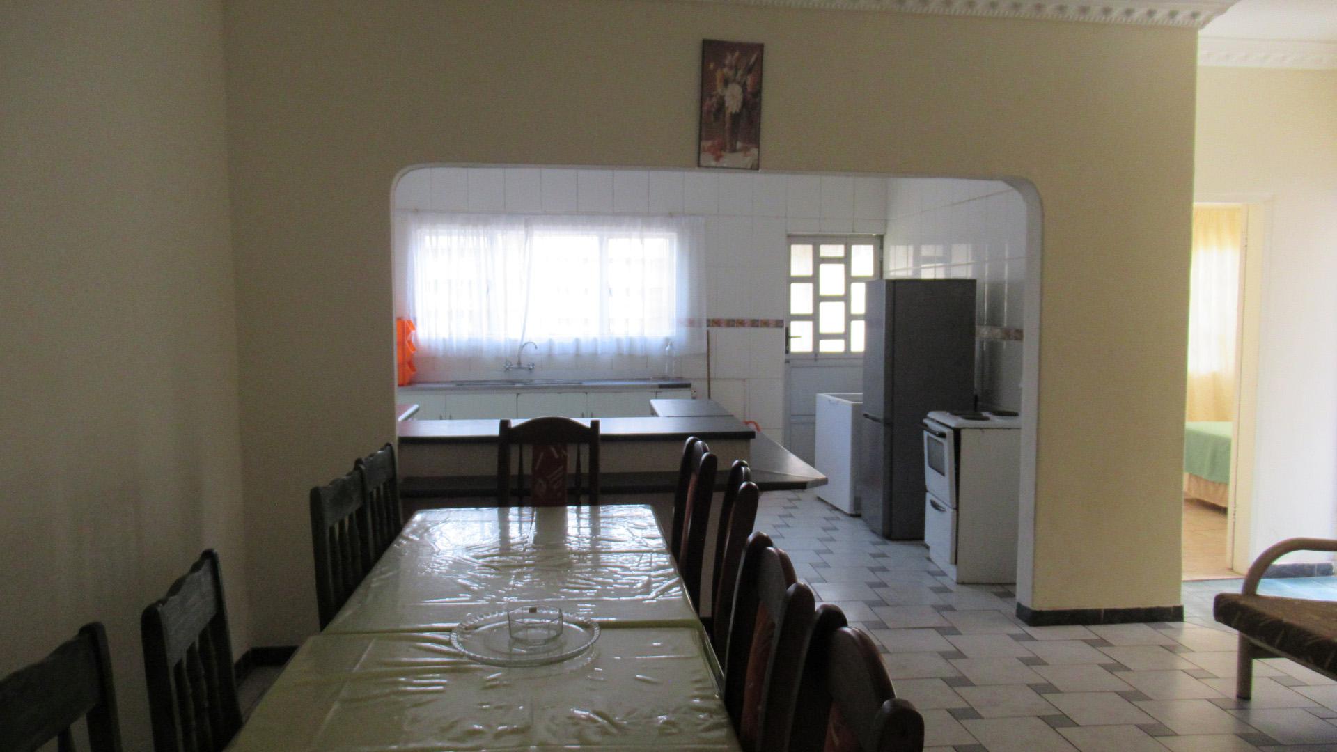 Dining Room - 19 square meters of property in Park Rynie