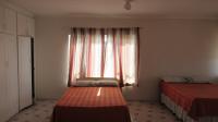 Main Bedroom - 35 square meters of property in Park Rynie