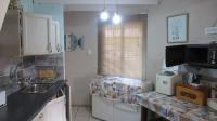 Kitchen - 15 square meters of property in Hibberdene