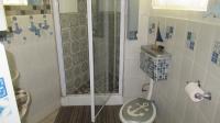 Bathroom 1 - 4 square meters of property in Hibberdene
