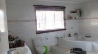 Bathroom 1 - 25 square meters of property in Benoni