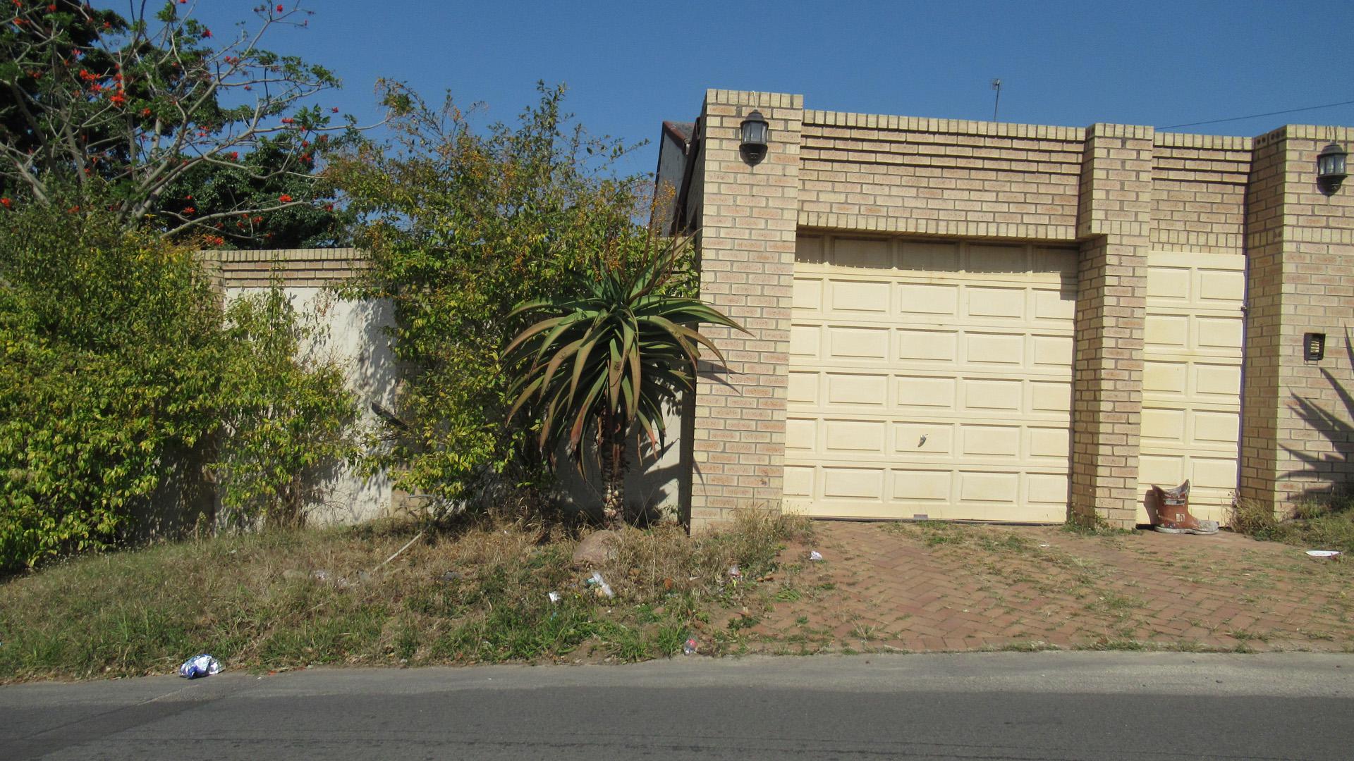 Front View of property in Reservoir Hills KZN