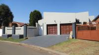 Front View of property in Spruitview