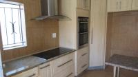 Kitchen - 19 square meters of property in Spruitview