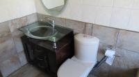 Bathroom 1 - 8 square meters of property in Spruitview