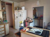 Kitchen of property in Del Judor