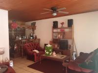 Entertainment of property in Del Judor