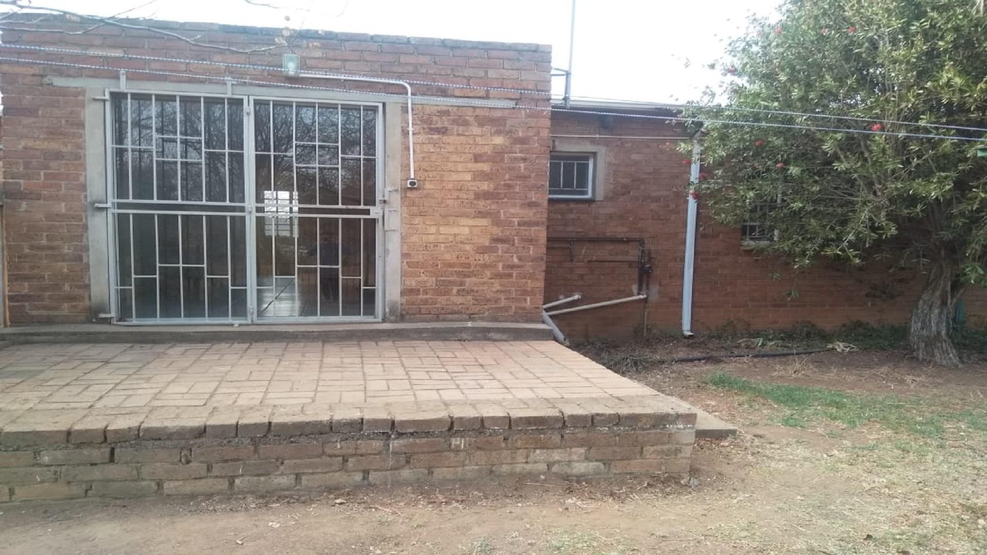 Front View of property in Benoni