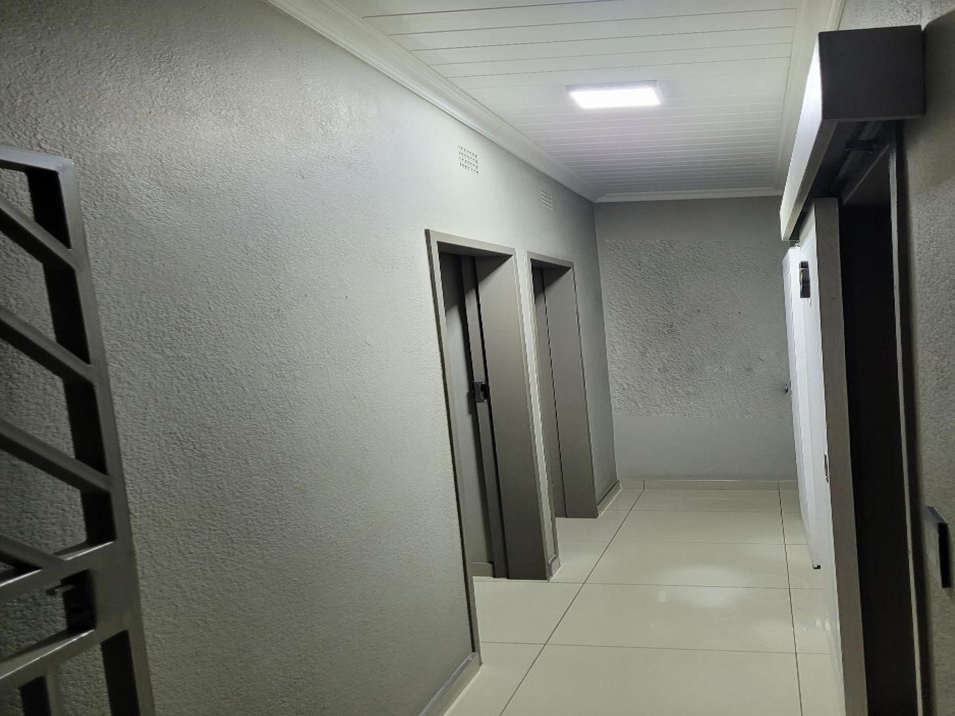 Spaces - 5 square meters of property in Bonaero Park