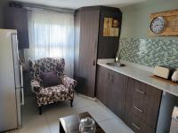 Kitchen - 13 square meters of property in Bonaero Park