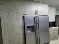 Kitchen - 13 square meters of property in Bonaero Park