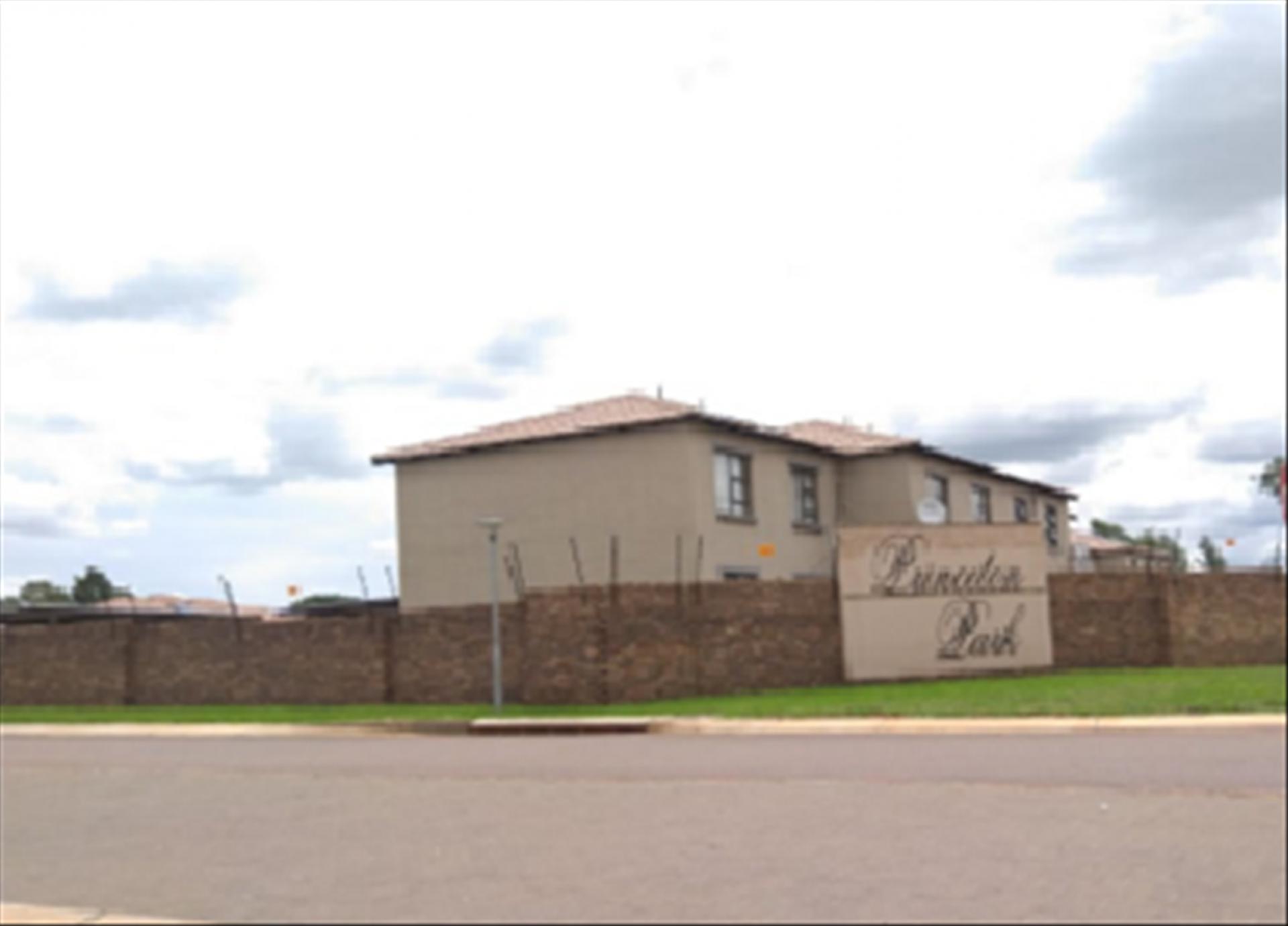 Front View of property in Chantelle