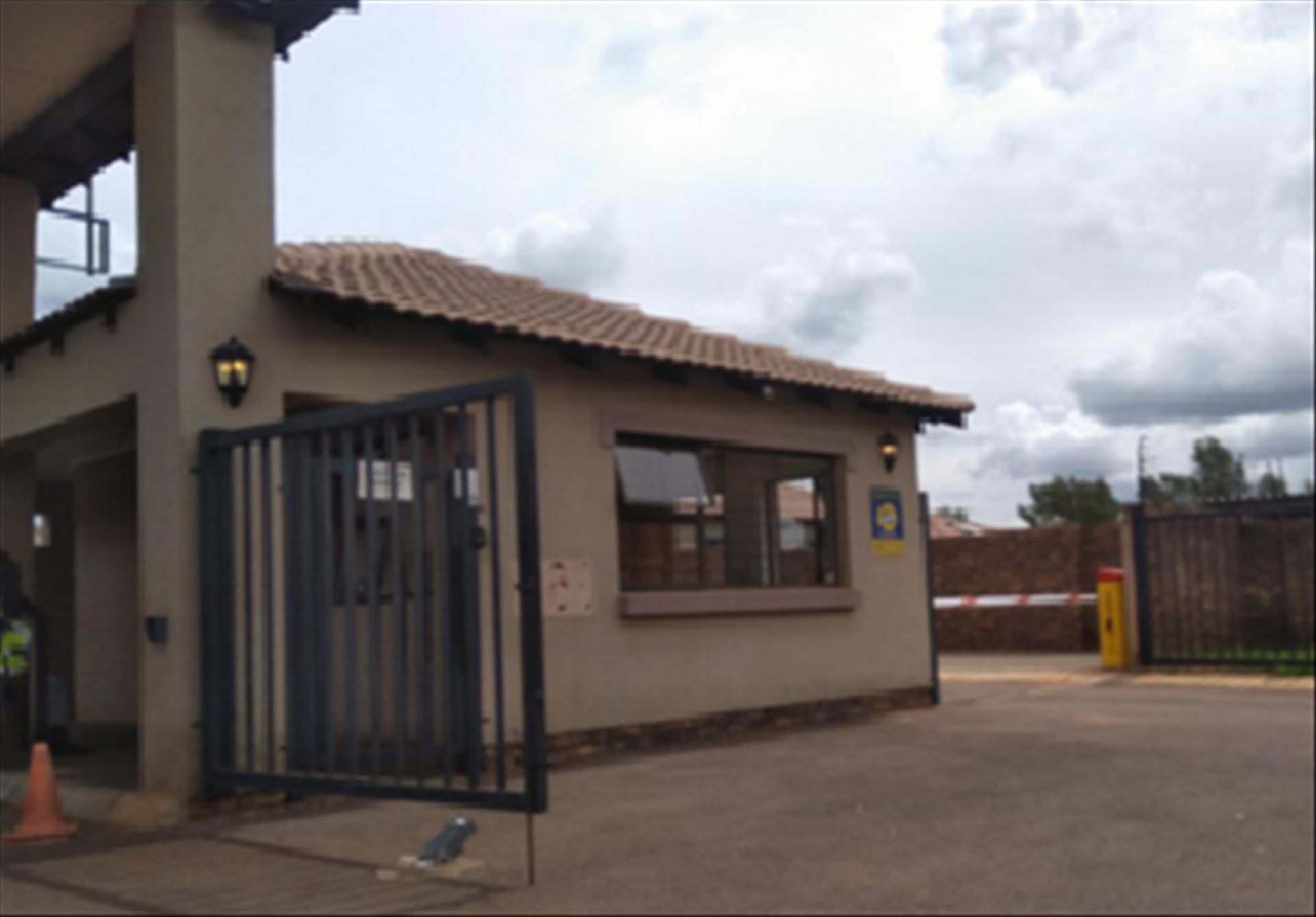 Front View of property in Chantelle