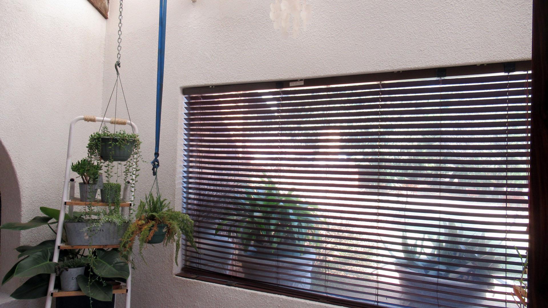 Spaces - 67 square meters of property in Middelburg - MP