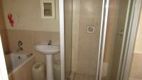 Bathroom 1 - 7 square meters of property in Comet