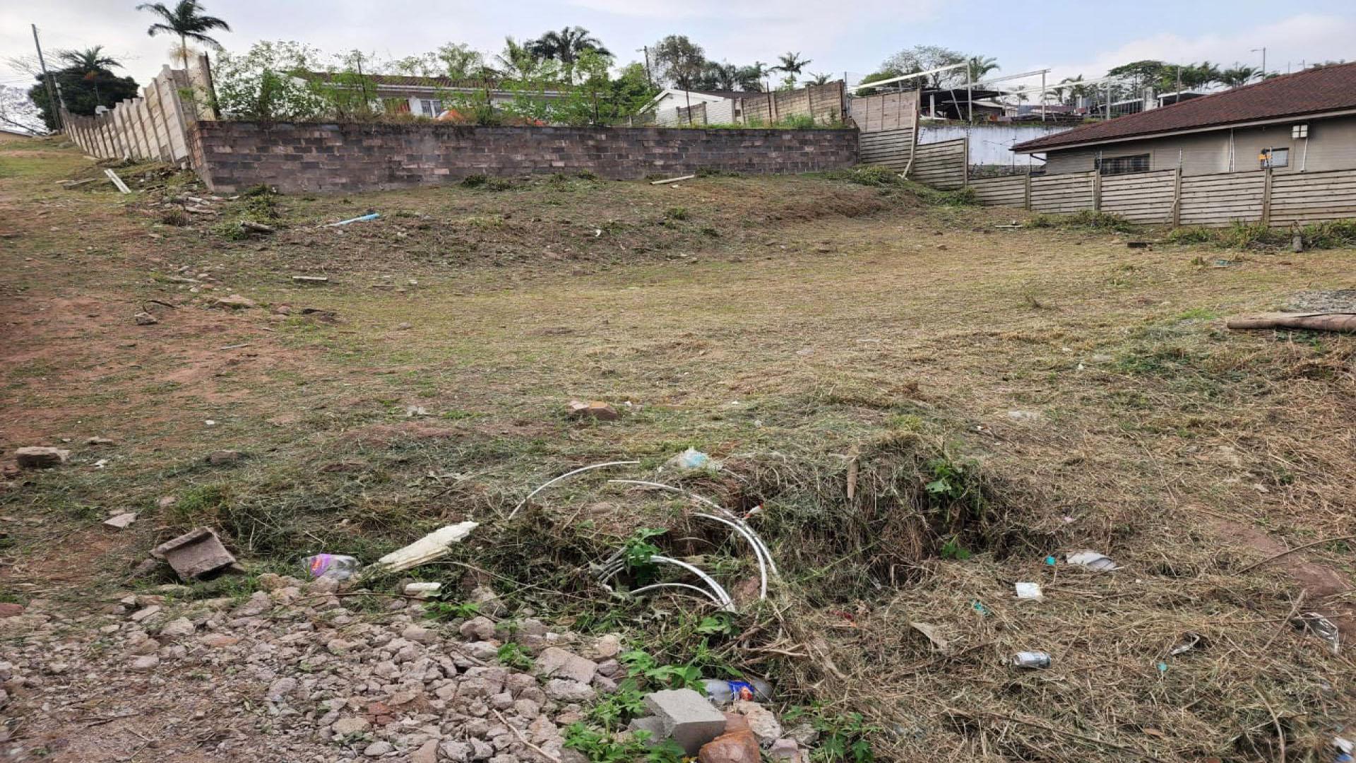 Front View of property in Escombe 